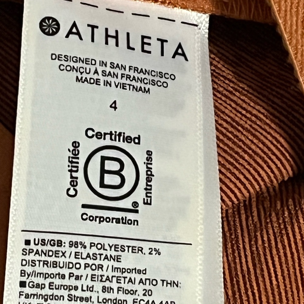 ATHLETA Rust-brown Pull On Zipped Pockets Stretchy Waist Eco Shorts
Size 4 - Picture 8 of 8